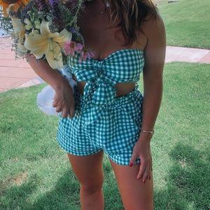 Tablecloth Green Two Piece Set